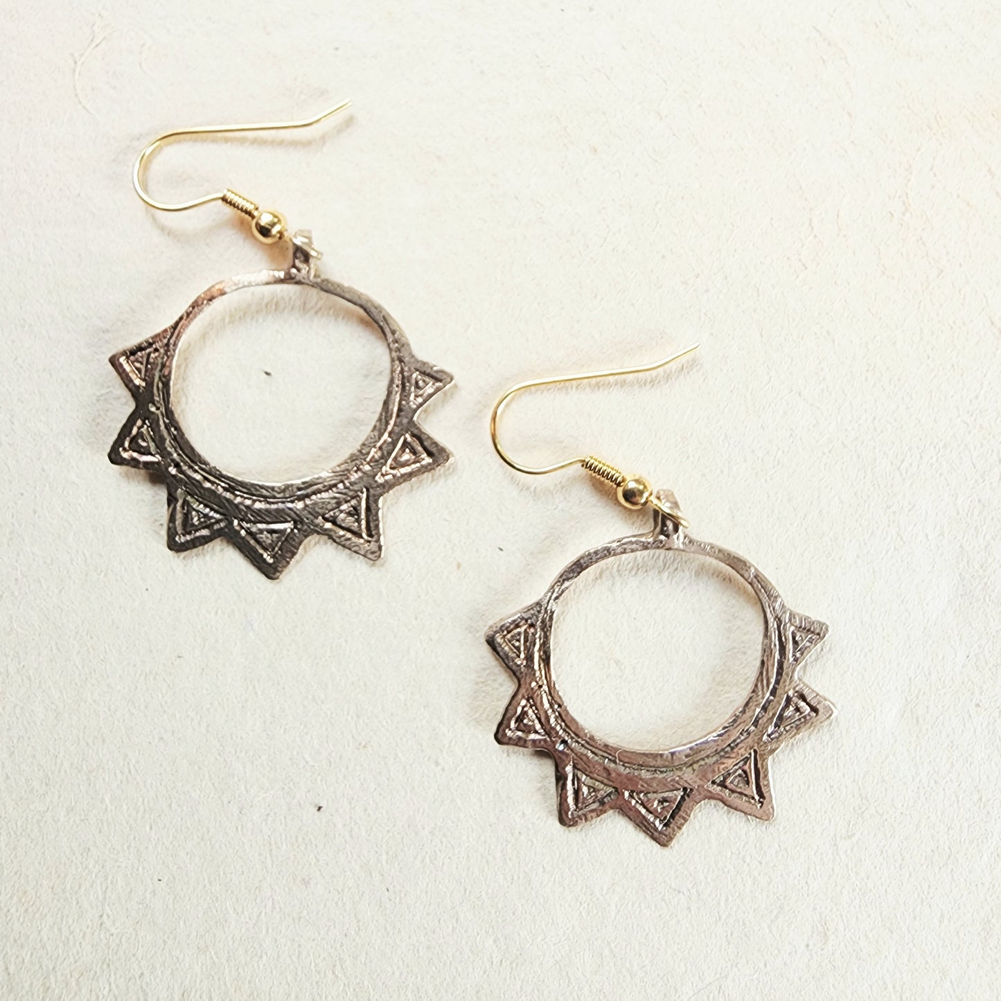 Rayo de Sol Earrings in Brass