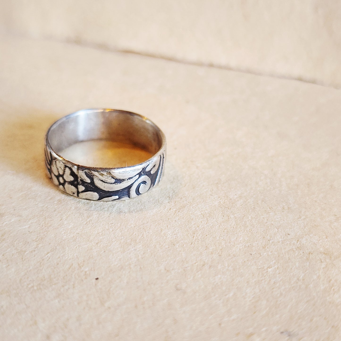 Spring Sterling Silver Ring US Size 7.5